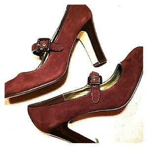 Banana Republic Mary Jane Pumps